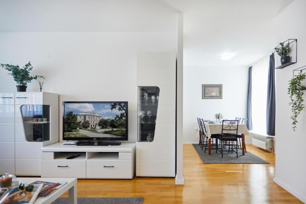 Apartment Madral Zagreb Exterior photo